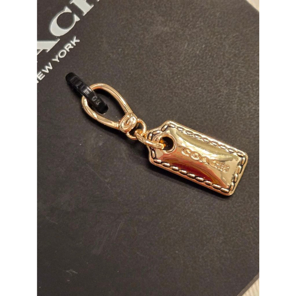 NWT Coach Gold Stitched Hangtag charm - Picture 2 of 6